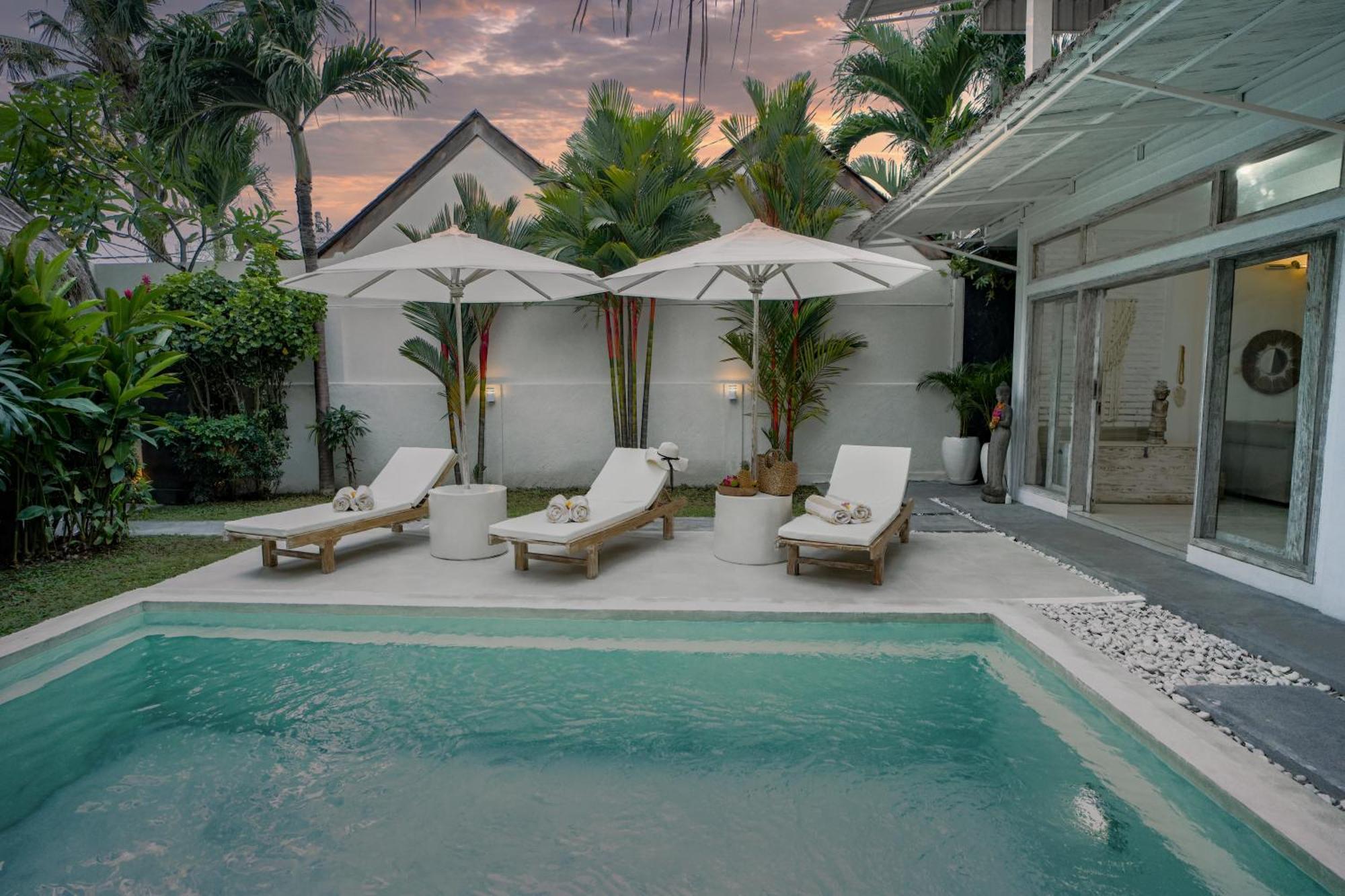 Piece Of Peace Private 3br With Large Pool And Garden Villa Canggu
