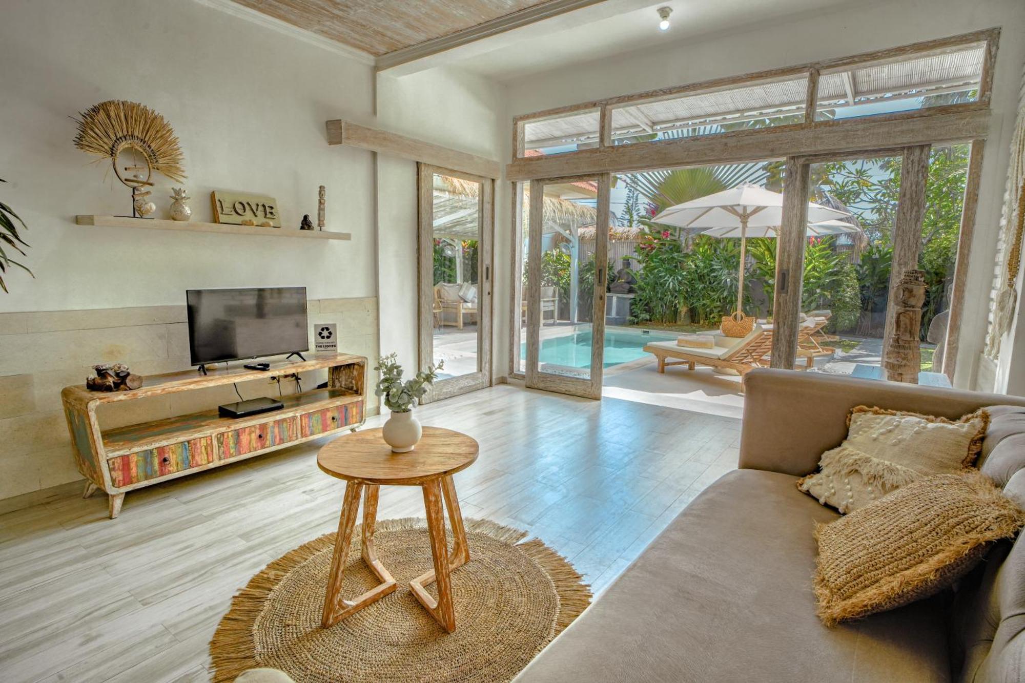 Villa Piece Of Peace Private 3br With Large Pool And Garden